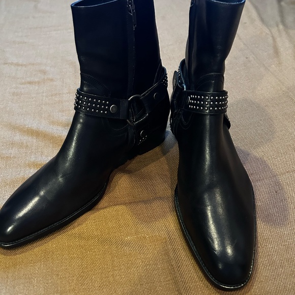 Saint Laurent Boots - Picture 2 of 4